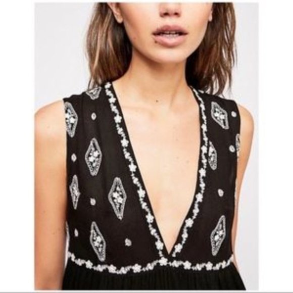 Free People Diamond Embroidered Tunic - Picture 2 of 9